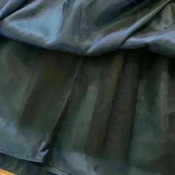 Vince Camuto, navy ball gown, size 4 - Picture 9 of 13